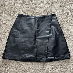 Abercrombie & Fitch Black Mini Skort